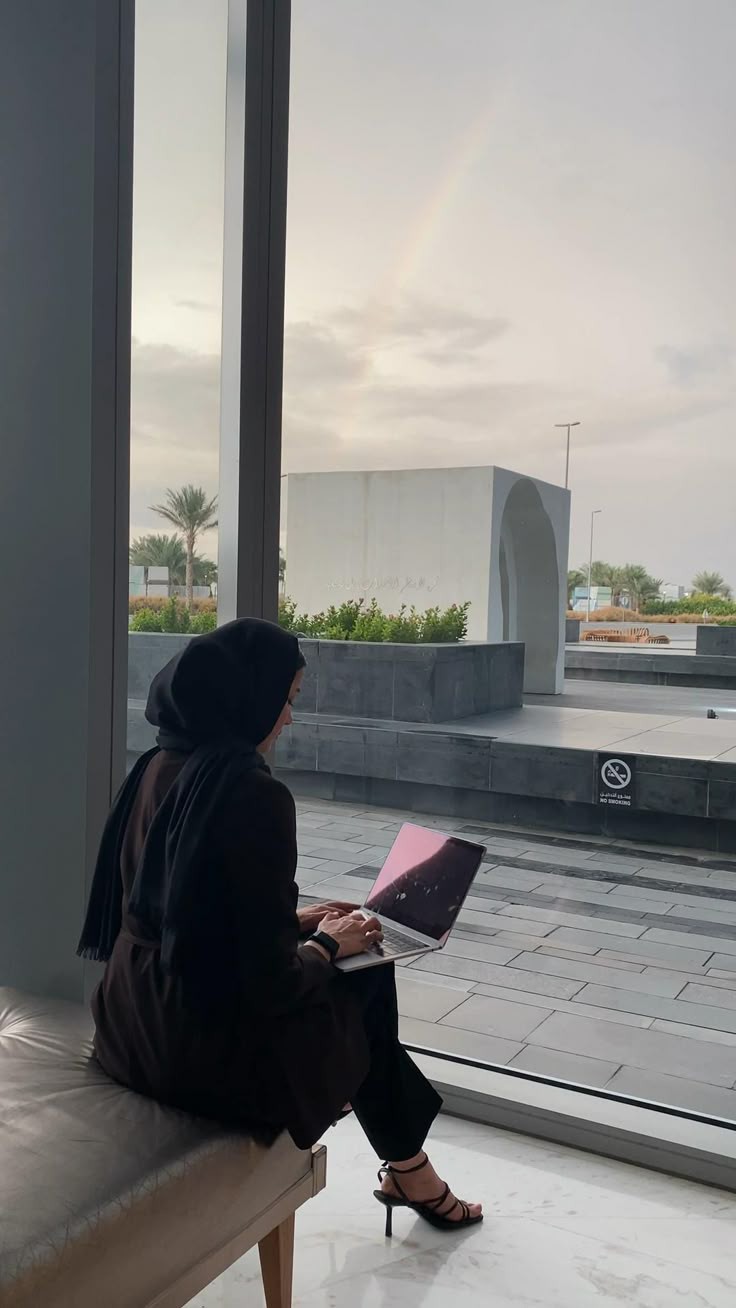 مراحل کسب قدرت مالی توسط بانوان