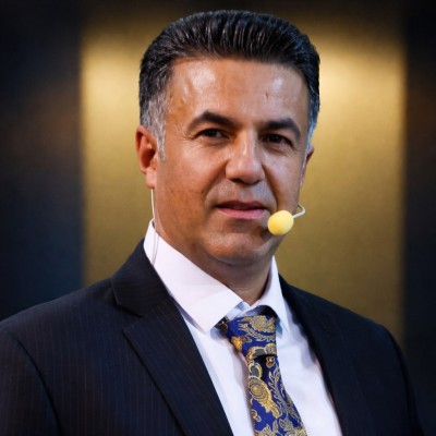 حسن  جوادی