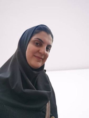 آزاده  قاسم‌زاده 