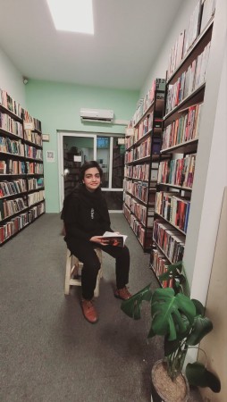 زهرا مطهری